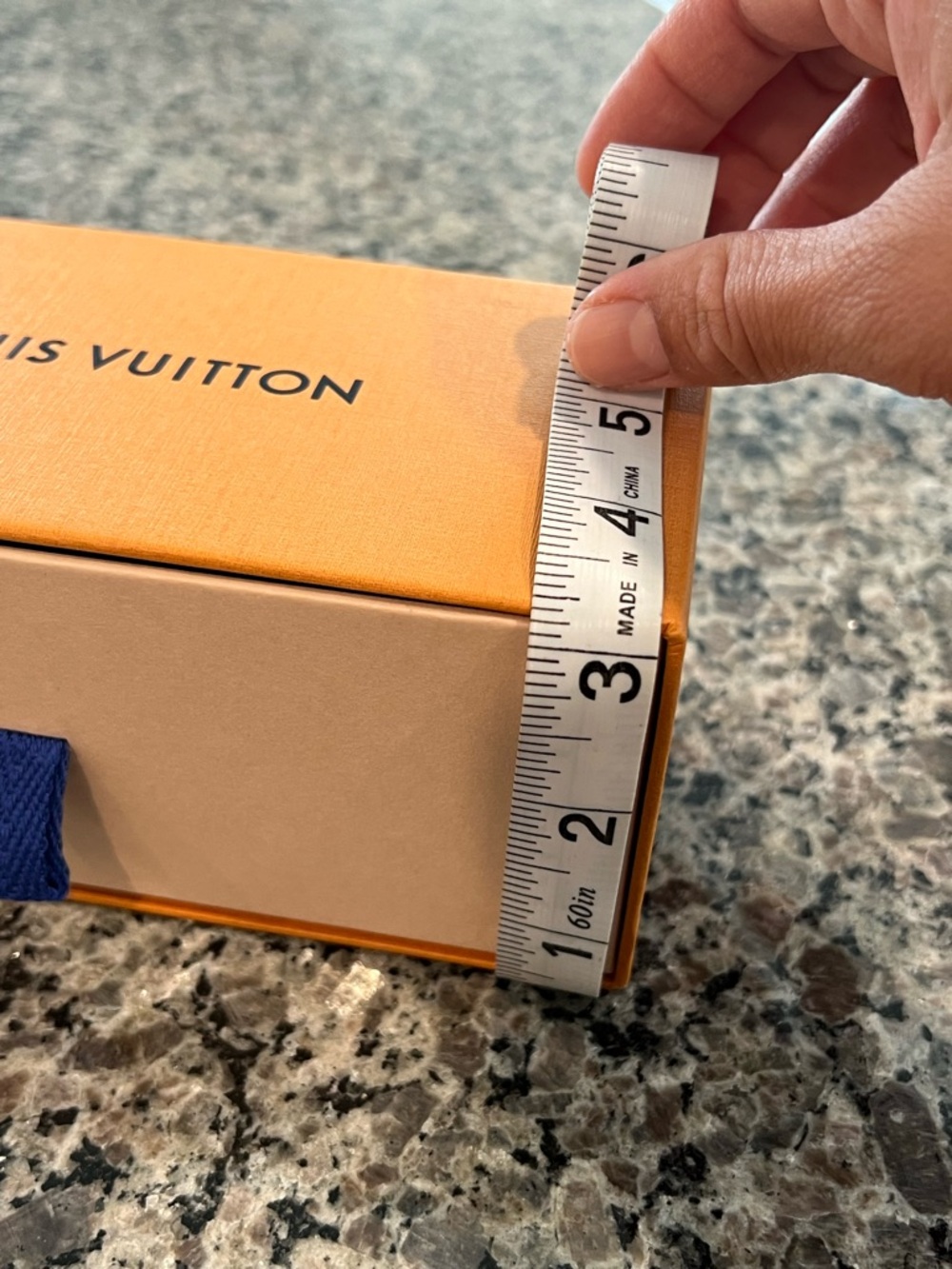 Lot of Louis Vuitton Paper Gift Bags, Boxes and Cards - Picture 6 of 16